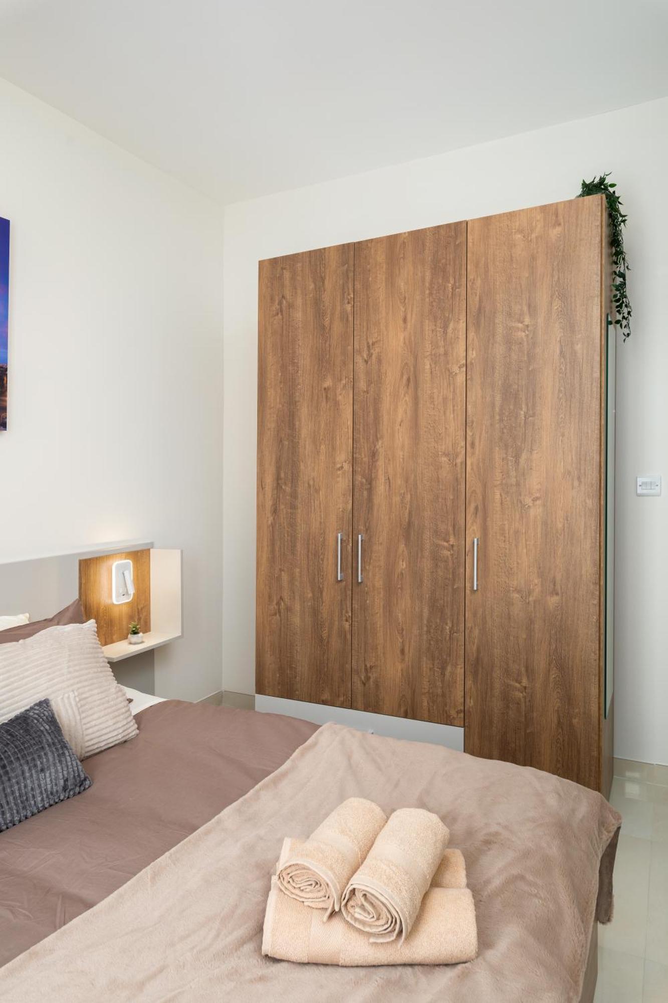 Edka Suites - Modern Sunlit 2Bd Apartments With Balconies - Close To Sliema Promenade, St Julian'S & St Georges Bay Gzira Екстер'єр фото